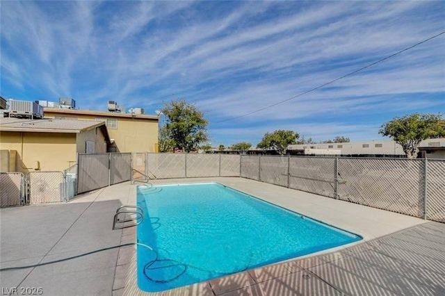 3841 Daisy Street 19, Las Vegas, NV 89119