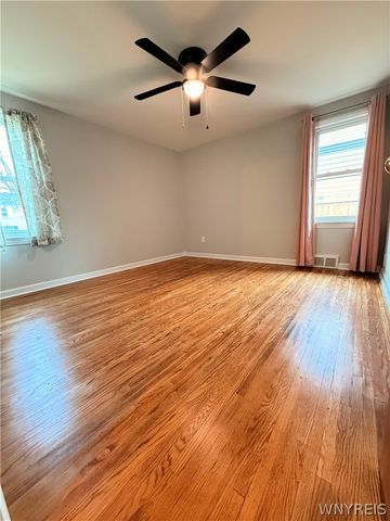 302 Midland Avenue, Tonawanda, NY 14223