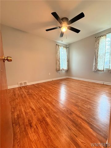 302 Midland Avenue, Tonawanda, NY 14223