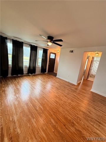 302 Midland Avenue, Tonawanda, NY 14223