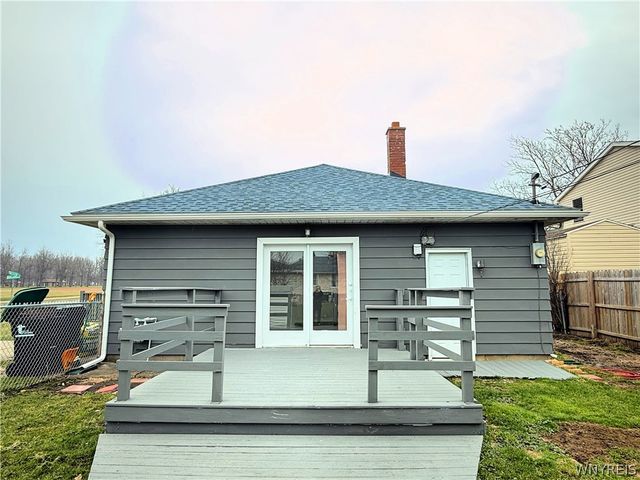 302 Midland Avenue, Tonawanda, NY 14223