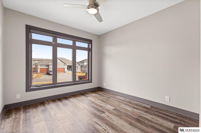 19817 Cottonwood Street, Gretna, NE 68028