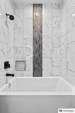 19817 Cottonwood Street, Gretna, NE 68028