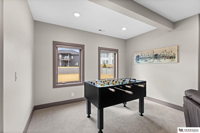 19817 Cottonwood Street, Gretna, NE 68028