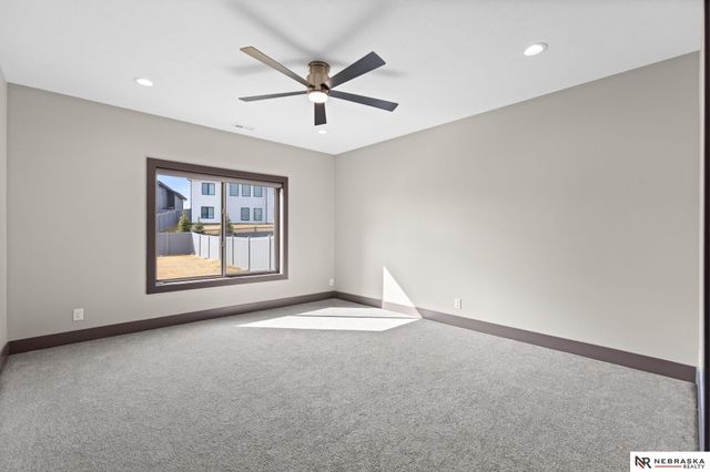 19817 Cottonwood Street, Gretna, NE 68028