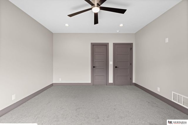 19817 Cottonwood Street, Gretna, NE 68028