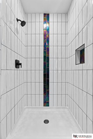 19817 Cottonwood Street, Gretna, NE 68028