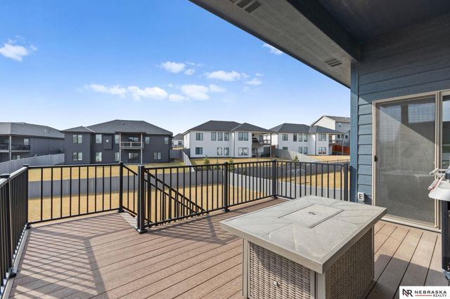 19817 Cottonwood Street, Gretna, NE 68028