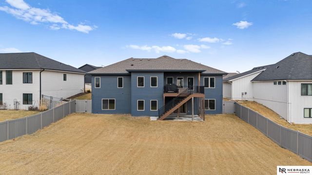 19817 Cottonwood Street, Gretna, NE 68028