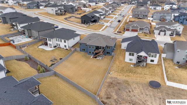 19817 Cottonwood Street, Gretna, NE 68028