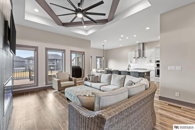 19817 Cottonwood Street, Gretna, NE 68028