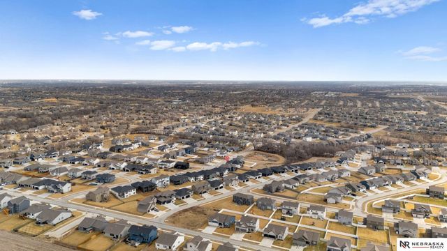 19817 Cottonwood Street, Gretna, NE 68028