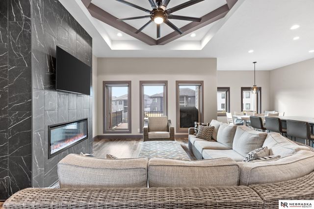 19817 Cottonwood Street, Gretna, NE 68028