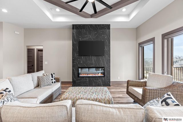 19817 Cottonwood Street, Gretna, NE 68028