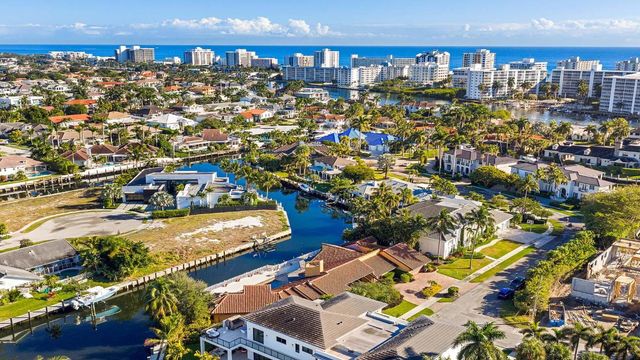 7401 NE Bay Cove Court, Boca Raton, FL 33487