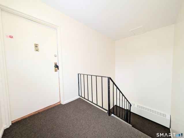 15 Cherry Hill Drive 2A, Bridgeport, CT 06606