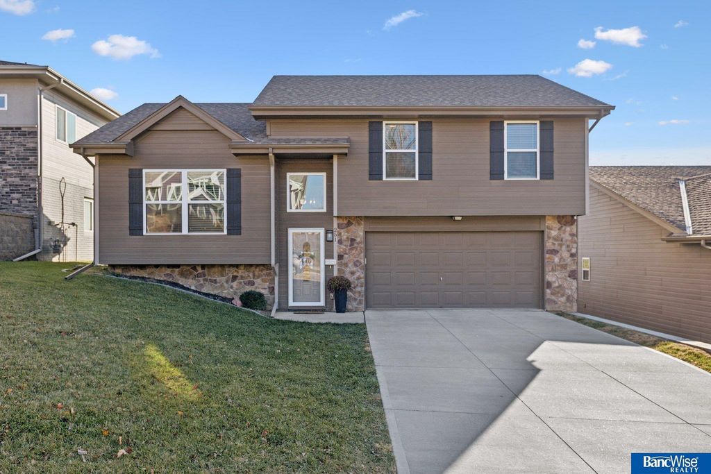 251 11th Avenue, Plattsmouth, NE 68048