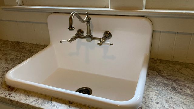 41008 Old School Road, Fall River Mills, CA 96028