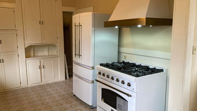 41008 Old School Road, Fall River Mills, CA 96028