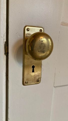 41008 Old School Road, Fall River Mills, CA 96028