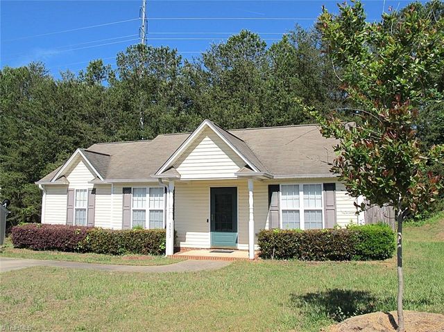 2033 Tea Berry Court, Winston-salem, NC 27127