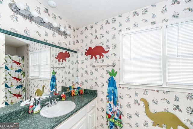 4 The Trail SE, Lindale, GA 30147