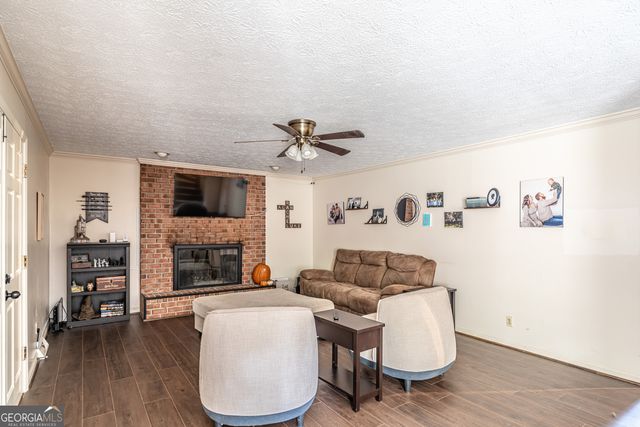 4 The Trail SE, Lindale, GA 30147