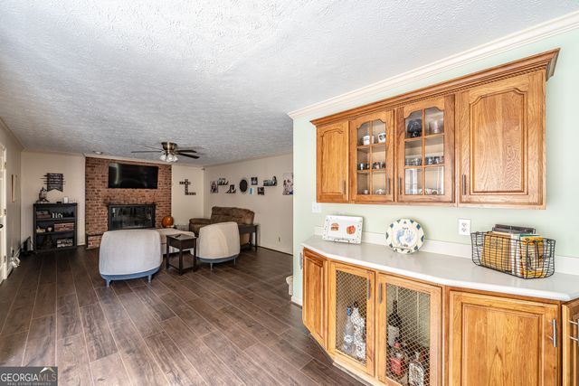 4 The Trail SE, Lindale, GA 30147