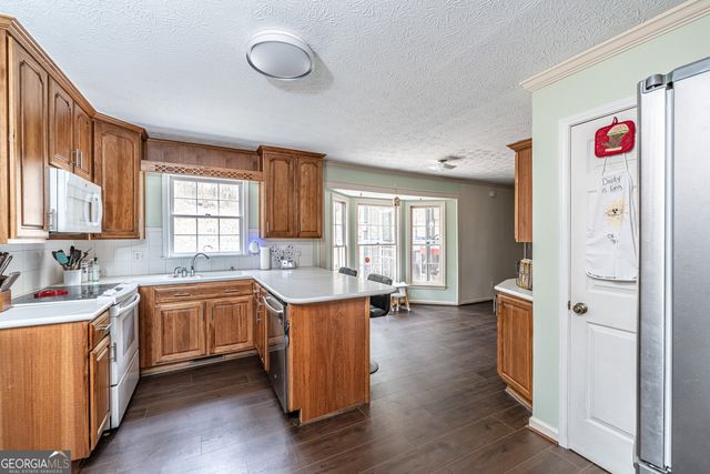 4 The Trail SE, Lindale, GA 30147