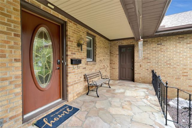4794 Clifton Parkway, Hamburg, NY 14075