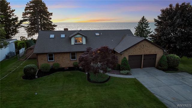 4794 Clifton Parkway, Hamburg, NY 14075