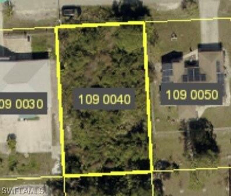 3213 29th ST SW, LEHIGH ACRES, FL 33976 — exterior