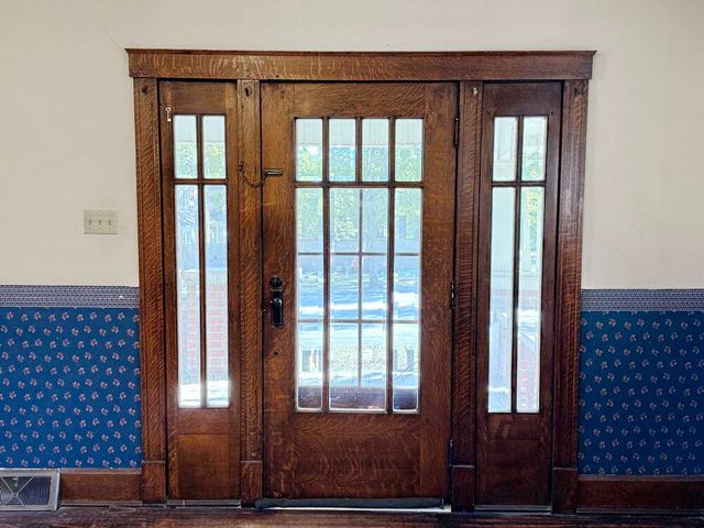 400 S Main Street, El Dorado Springs, MO 64744