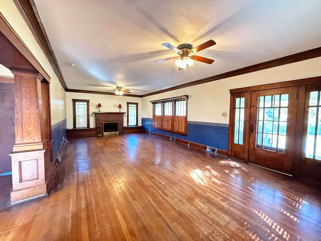 400 S Main Street, El Dorado Springs, MO 64744