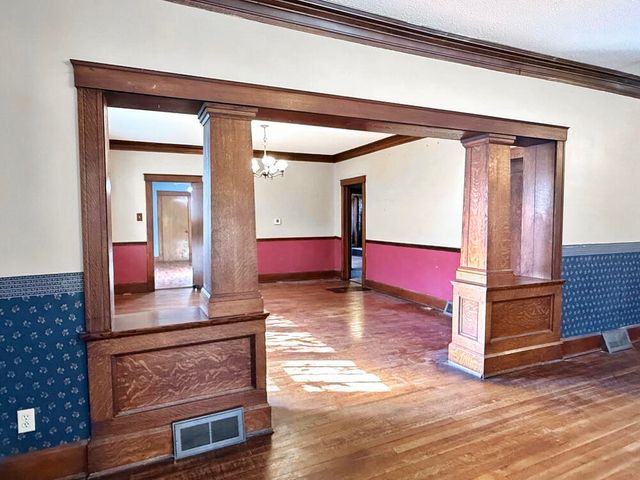 400 S Main Street, El Dorado Springs, MO 64744