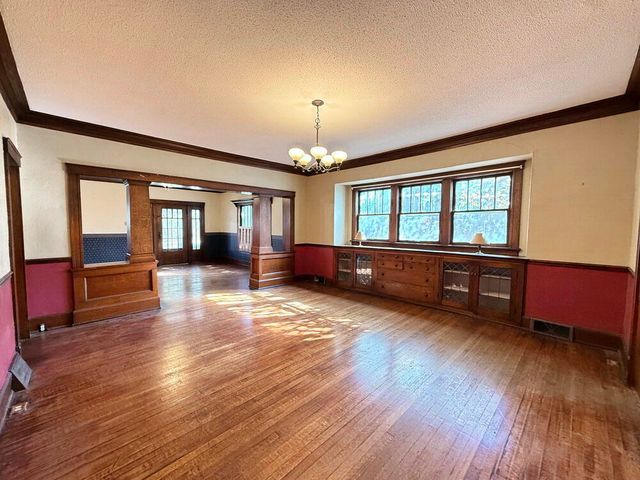 400 S Main Street, El Dorado Springs, MO 64744