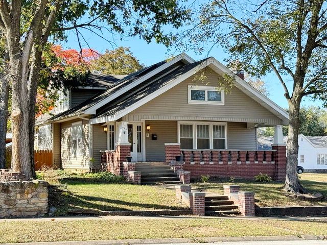 400 S Main Street, El Dorado Springs, MO 64744