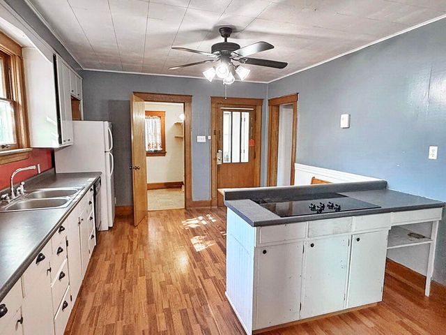 400 S Main Street, El Dorado Springs, MO 64744