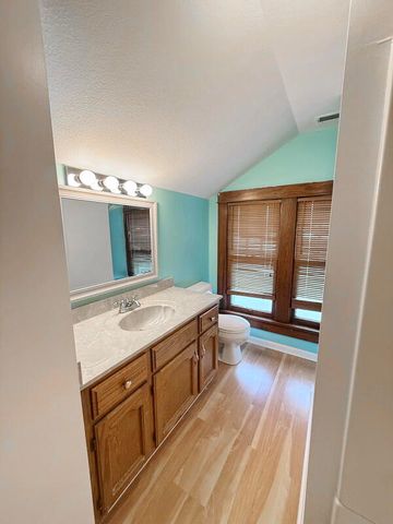 400 S Main Street, El Dorado Springs, MO 64744