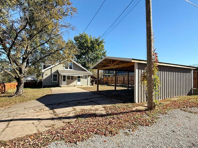400 S Main Street, El Dorado Springs, MO 64744