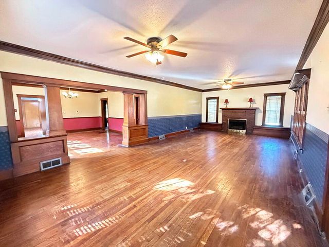 400 S Main Street, El Dorado Springs, MO 64744