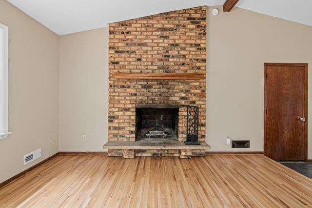 3225 Lanewood Lane N, Plymouth, MN 55447