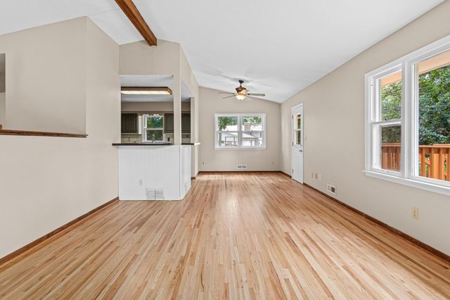 3225 Lanewood Lane N, Plymouth, MN 55447