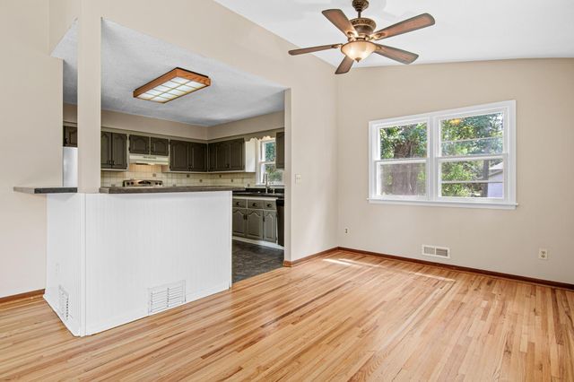 3225 Lanewood Lane N, Plymouth, MN 55447