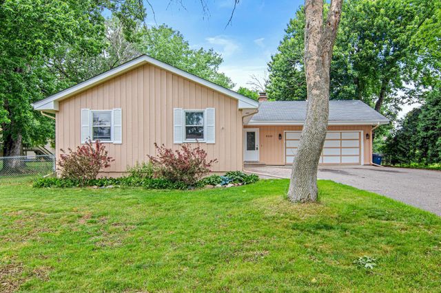 3225 Lanewood Lane N, Plymouth, MN 55447