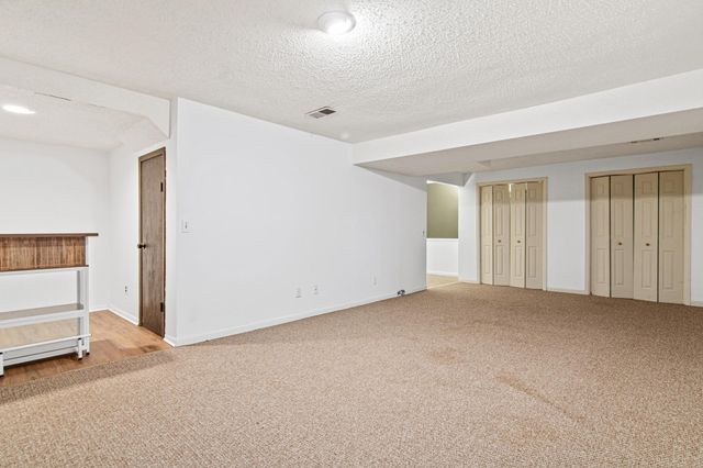 3225 Lanewood Lane N, Plymouth, MN 55447