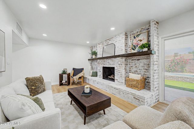 1538 W OCOTILLO Road, Phoenix, AZ 85015