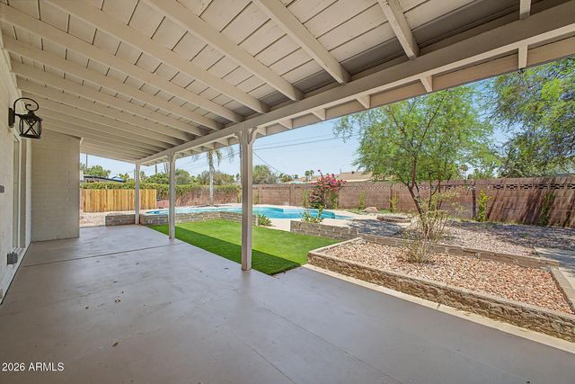 1538 W OCOTILLO Road, Phoenix, AZ 85015