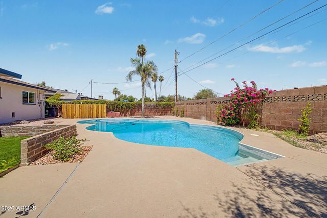 1538 W OCOTILLO Road, Phoenix, AZ 85015