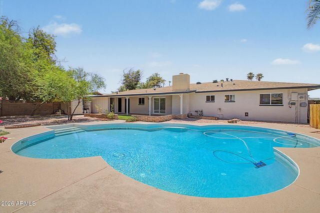 1538 W OCOTILLO Road, Phoenix, AZ 85015